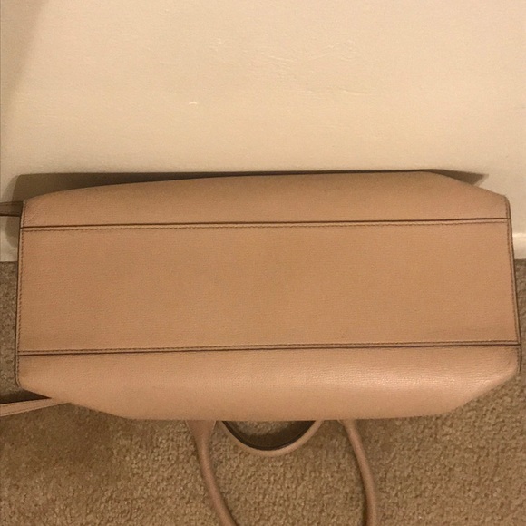 Authentic Tory Burch Tote - Picture 4 of 8